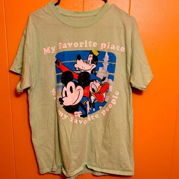Disney Light Green Ladies T-Shirt with Mickey and Friends. Size Large. GUC - Picture 1 of 5